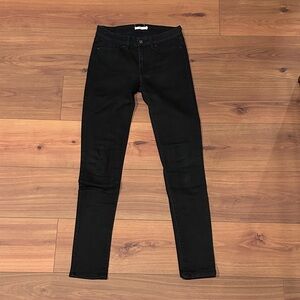 Classic Black Women's Skinny Jeans